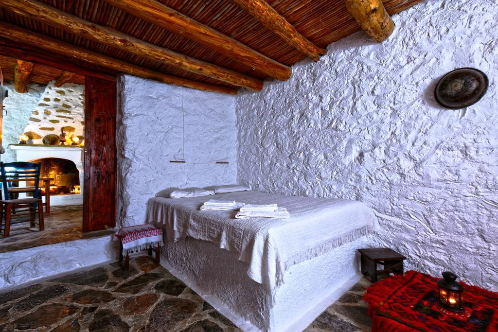 Aspros Potamos Aparthotel Makrýgialos