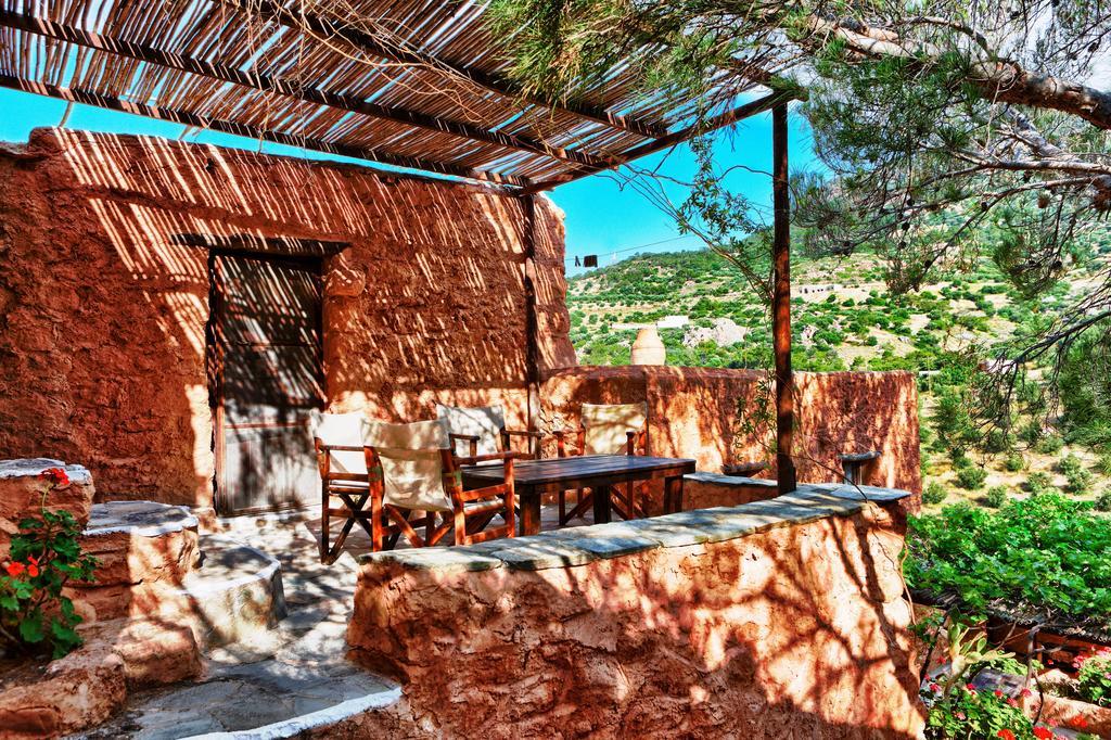 Aspros Potamos Makrýgialos