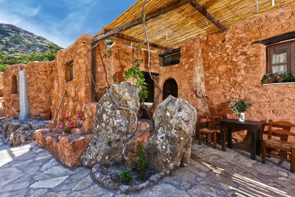 Aspros Potamos 2*